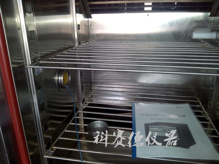 高低溫交變濕熱試驗箱圖四
